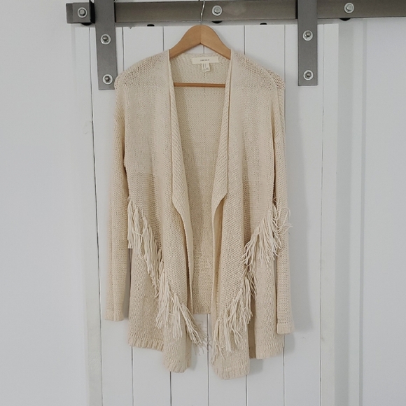 Forever 21 Sweaters - Cream Fringe Open-Front Sweater